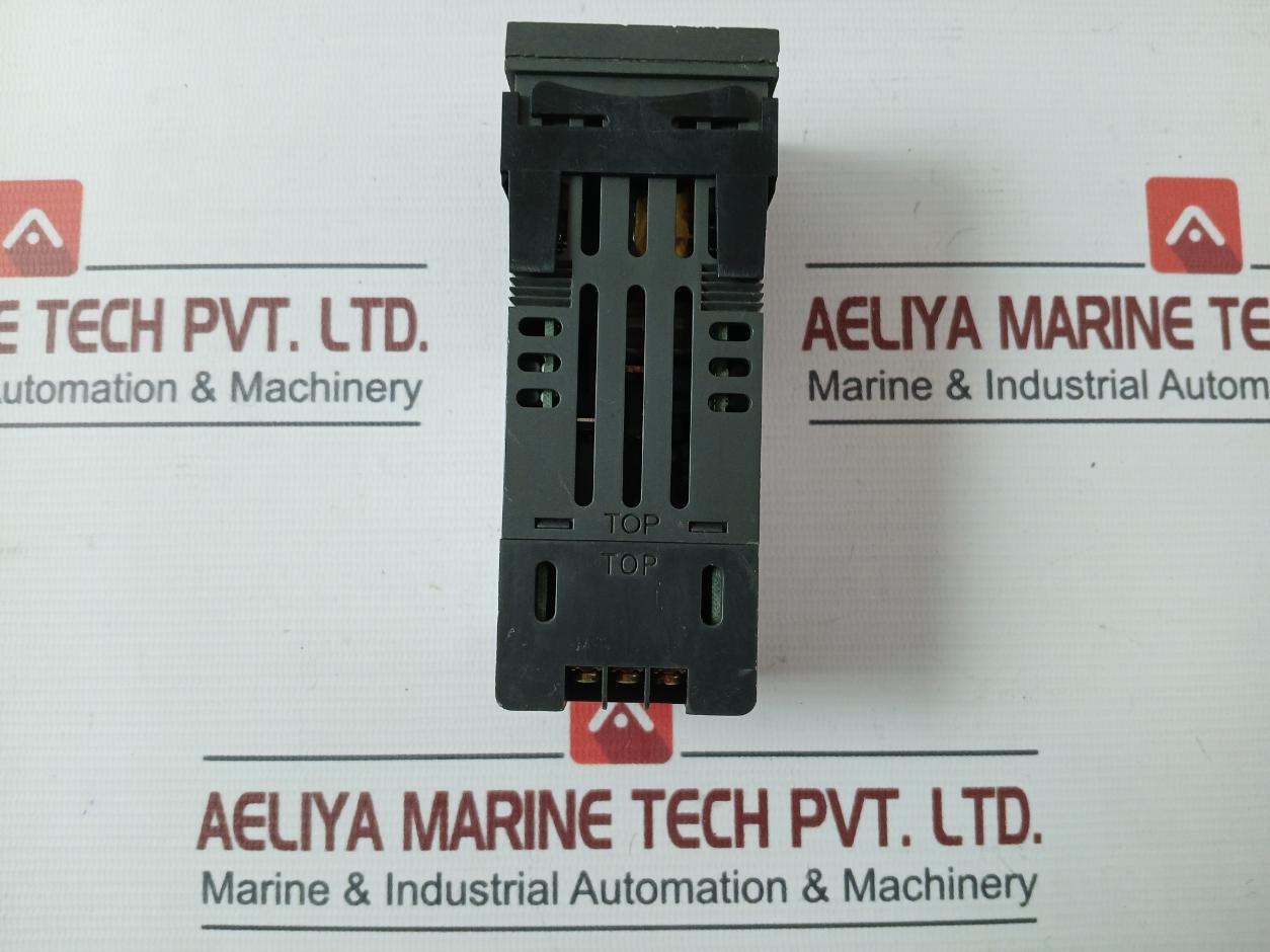 Honeywell Dc120T11011000 Temperature Controller 100-240Vac 50/60Ha 7.5Va