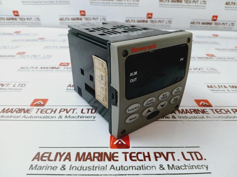 Honeywell Dc2500, Universal Temperature Controller,Udc2500 , 0-55 Deg.C