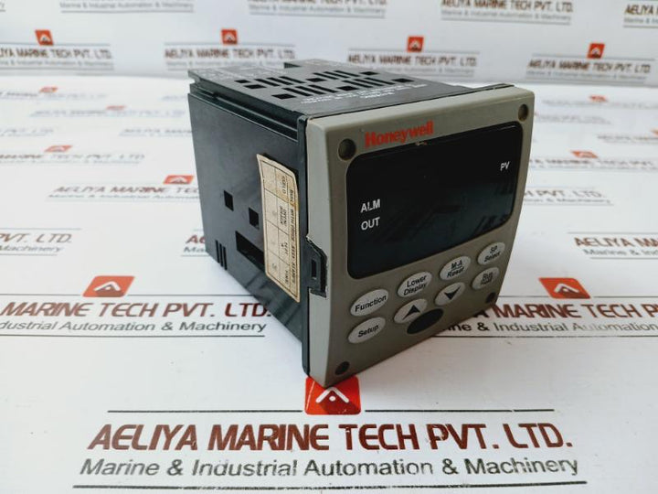 Honeywell Dc2500, Universal Temperature Controller,Udc2500 , 0-55 Deg.C