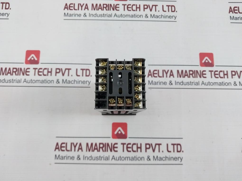 Honeywell Dcp50 70201000 Din Programmer 50/60Hz 7.5Va