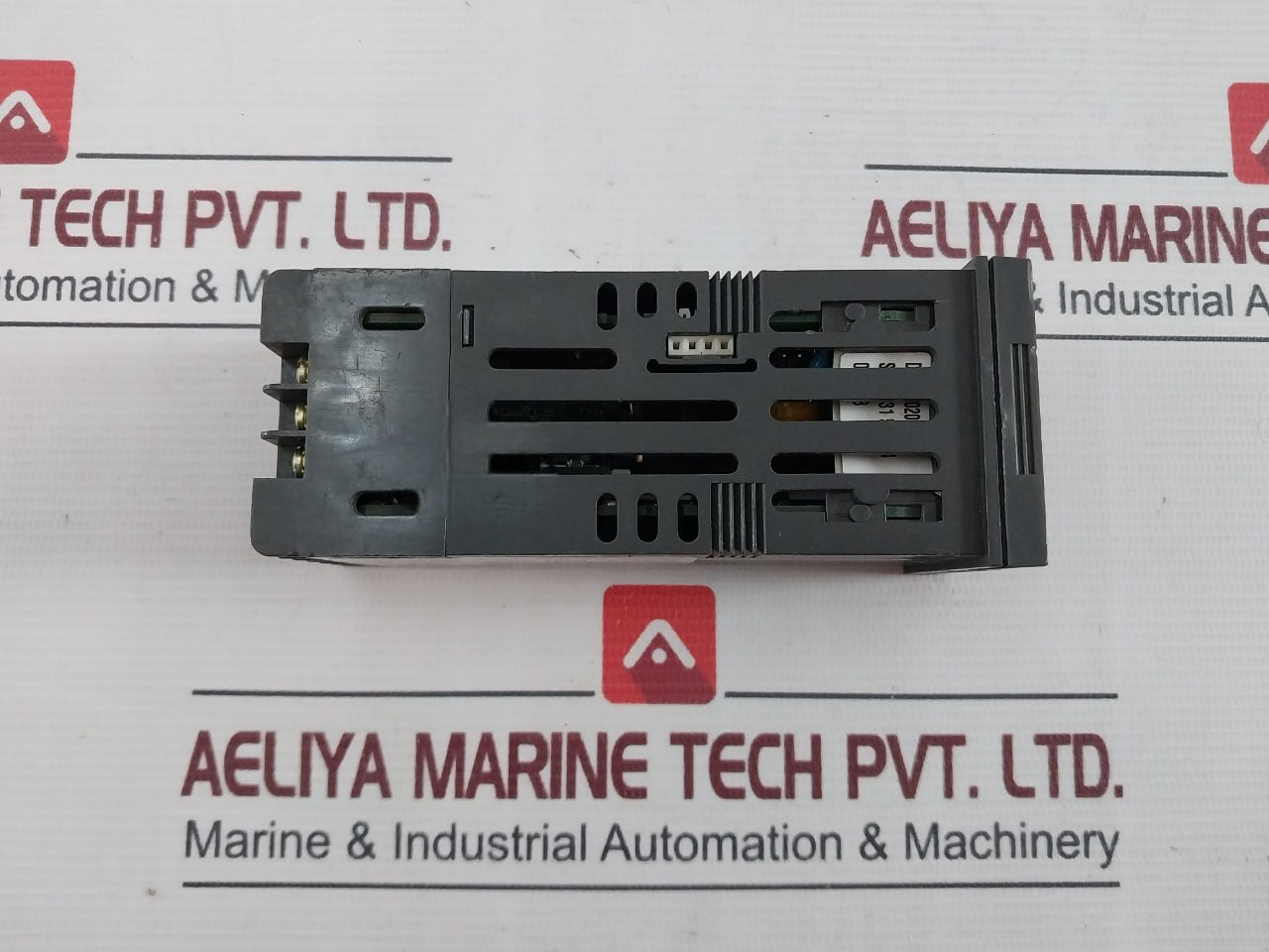 Honeywell Dcp50 70201000 Din Programmer 50/60Hz 7.5Va