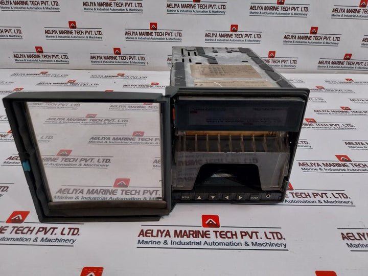 Honeywell De131-0-a-b0-0-z-1-0B,0C-ee0-000 Chart Recorder