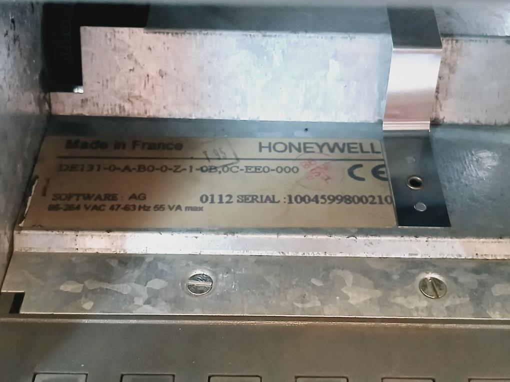Honeywell De131-0-a-b0-0-z-1-0B,0C-ee0-000 Chart Recorder 24Vdc