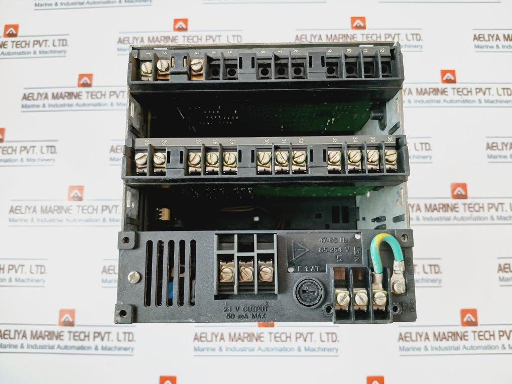 Honeywell De131-0-a-b0-0-z-1-0B,0C-ee0-000 Chart Recorder 24Vdc