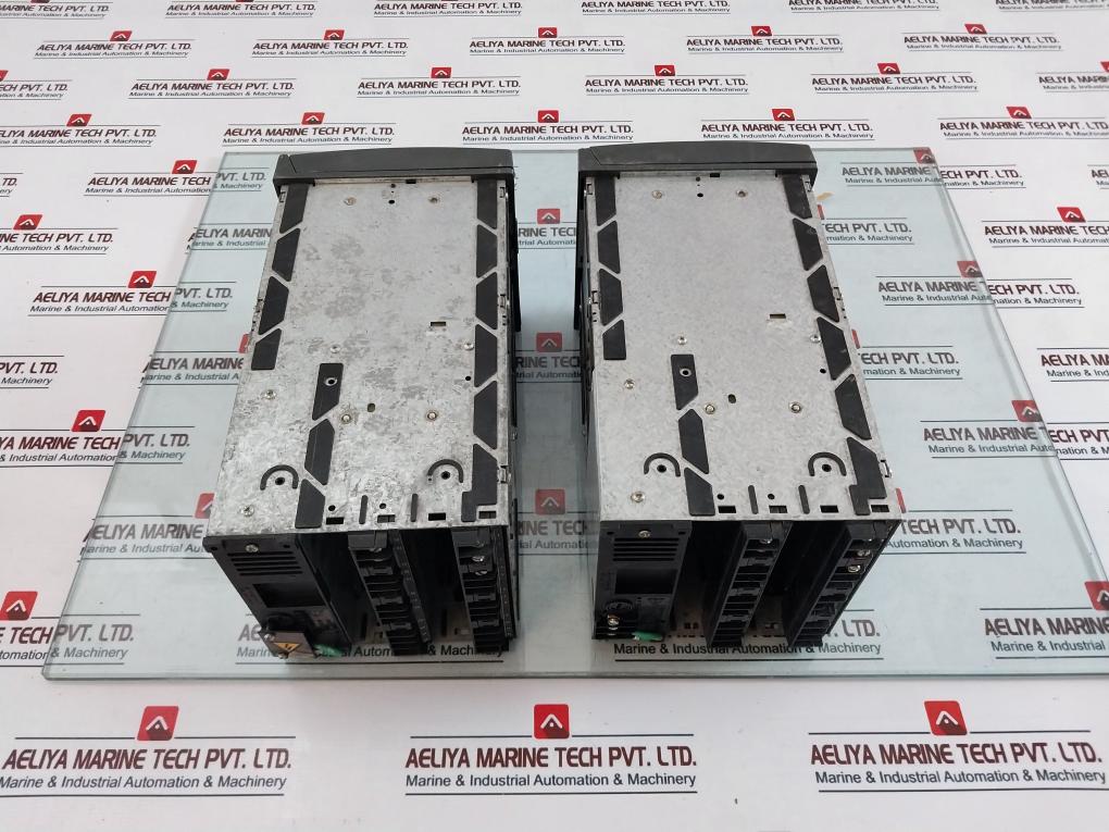 Honeywell De131-0-a-b0-0-z-1-0C-ee0-000 Chart Recorder 85-264Vac 47-63Hz 55Va