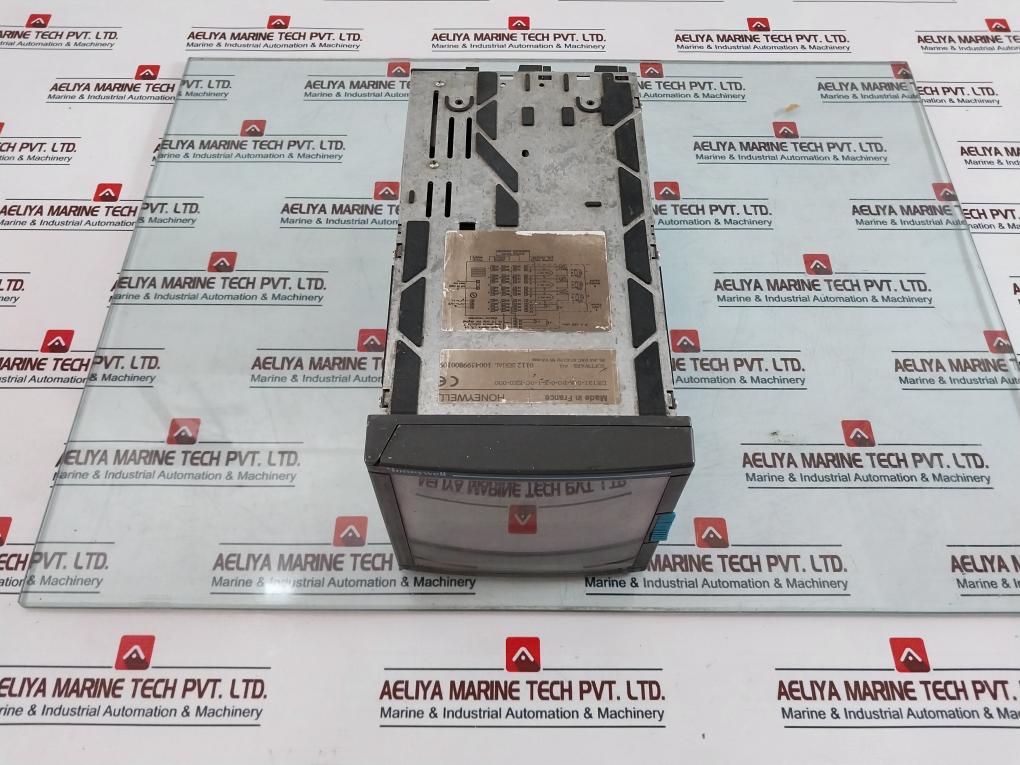 Honeywell De131-0-a-b0-0-z-1-0C-ee0-000 Chart Recorder 85-264Vac 47-63Hz 55Va