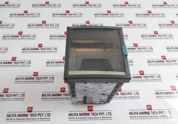 Honeywell De132-0-a-bb-0-z-1-0C-ee0-00 Chart Recorder