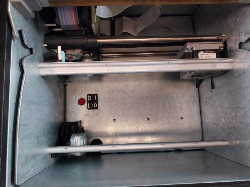 Honeywell Dpr180 Chart Data Recorder D18-uuu000-aaaa00-0000-0-0000-00-e, 50/60hz