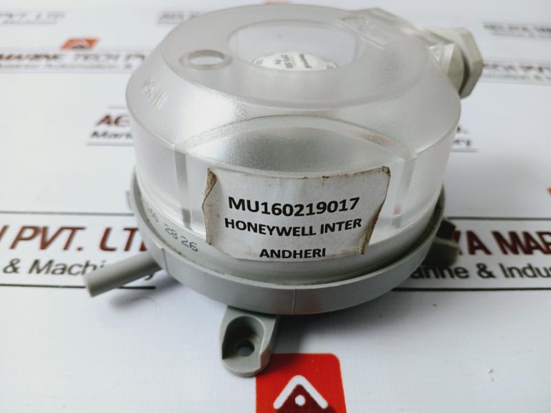 Honeywell Dps500 Differential Pressure Switch 116145-160 2826