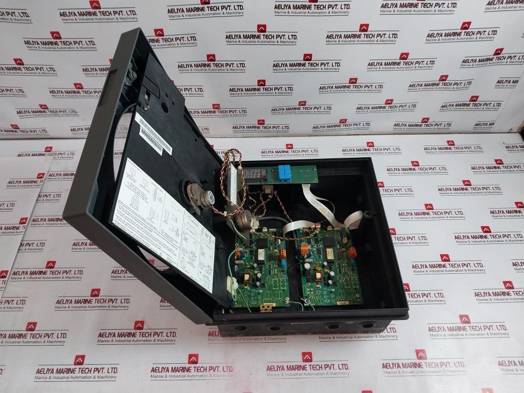 Honeywell Dr4300 Circular Chart Recorder Rev C 24V 50Ma 100-240Vac 50/60Hz 28Va