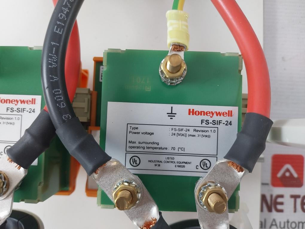 Honeywell Fs-sif-24 Feeder Unit Rev 1.0 E168320 24Vdc 4060120000 500V