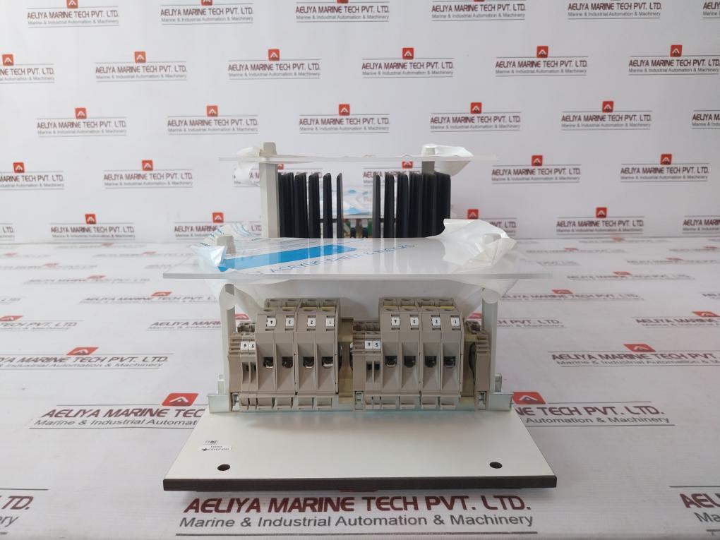 Honeywell Fs-sif-24 Feeder Unit Rev 1.0 E168320 24Vdc 4060120000 500V