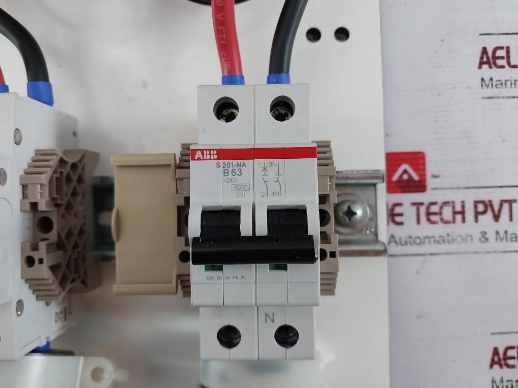 Honeywell Fs-sif-24 Feeder Unit Rev 1.0 E168320 24Vdc 6192710187 63A