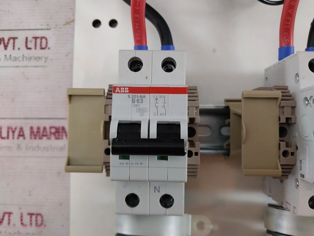 Honeywell Fs-sif-24 Feeder Unit Rev 1.0 E168320 24Vdc 6192710187 63A