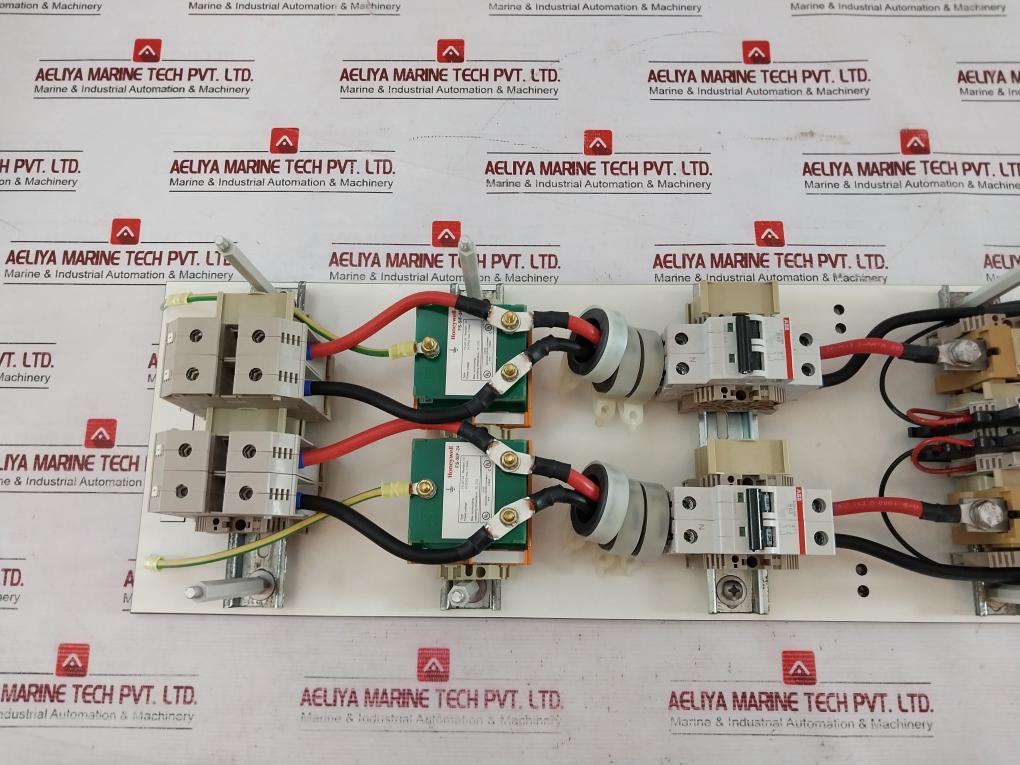 Honeywell Fs-sif-24 Feeder Unit Rev 1.0 E168320 24Vdc 6192710187 63A