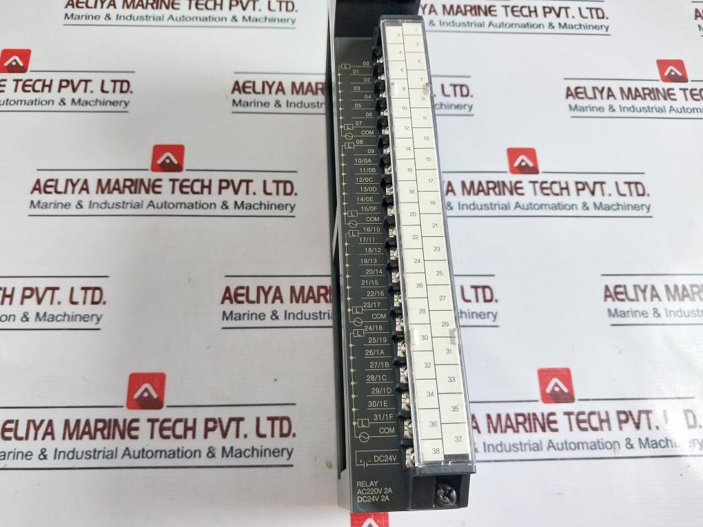 Honeywell G3Q-RY4A Programmable Logic Controller AC 220V 2A