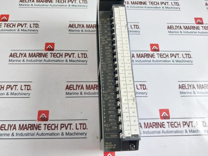 Honeywell G3Q-RY4A Programmable Logic Controller AC 220V 2A