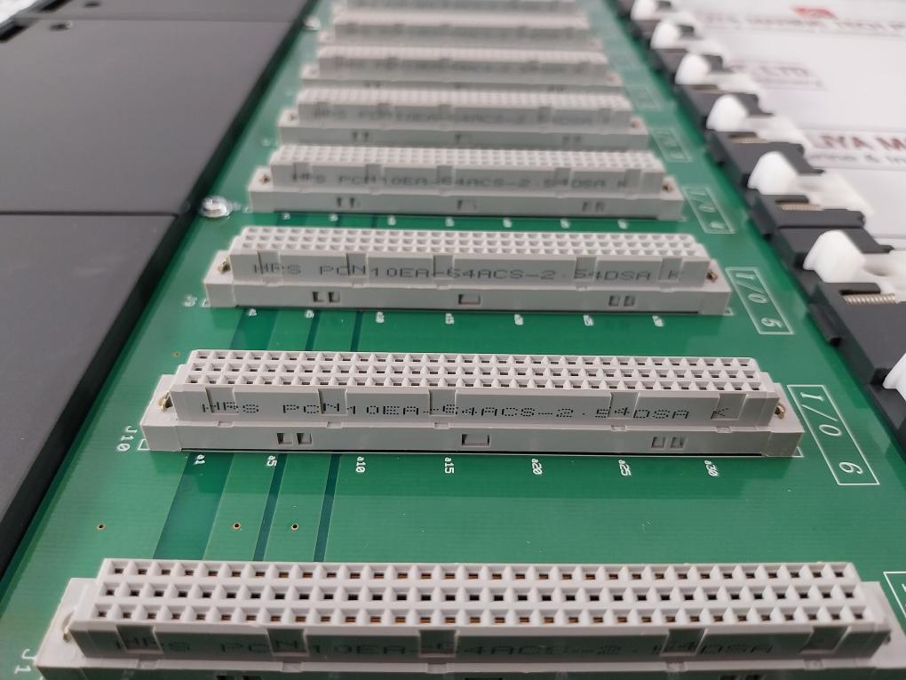 Honeywell GM3-B08R Programmable Logic Controller 46300111HW-0002