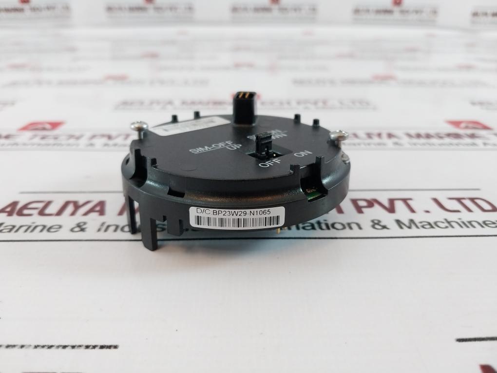 Honeywell Hnwg50049849-008 Hart Temperature Transmitter 50066127-002 94v-0