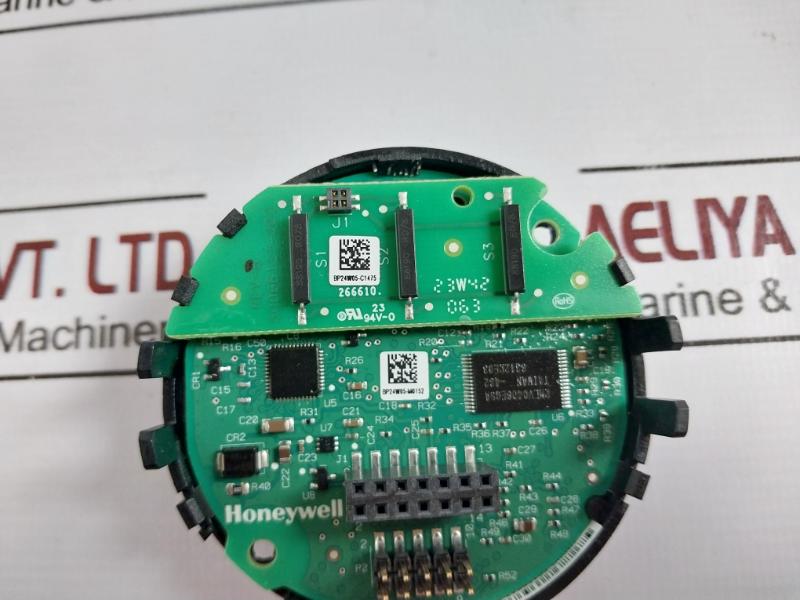 Honeywell Hnwg50049849-008 Hart Temperature Transmitter Revision B 50066127-002