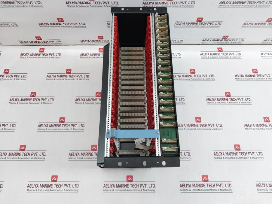 Honeywell Iochas-0001R Chassis For Redundant I/O Module Iob-0001R 0050012