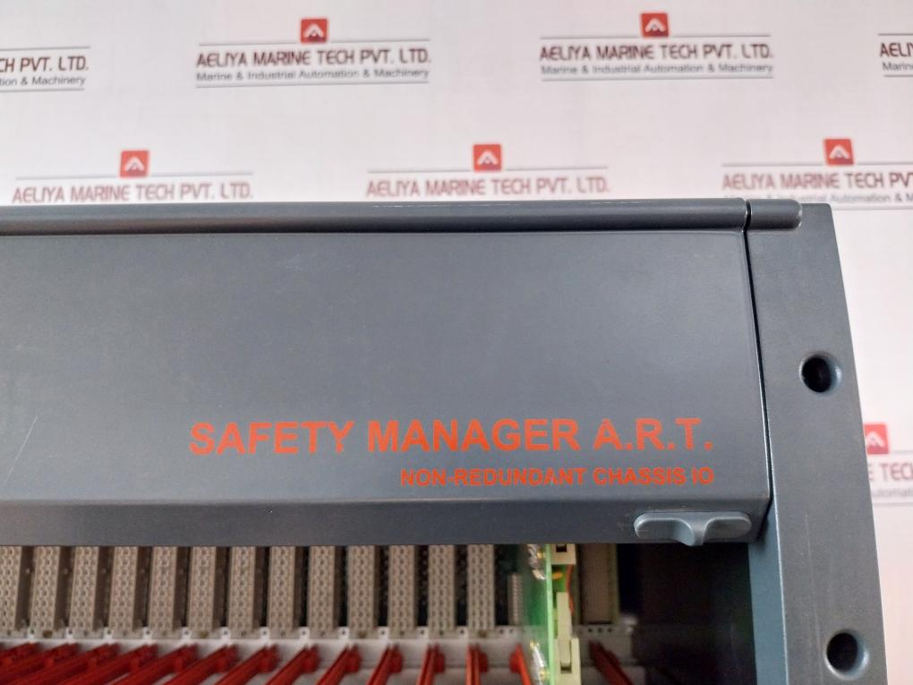 Honeywell Iochas-0002S Chassis For Non-redundant Io Modules 5-110Vdc