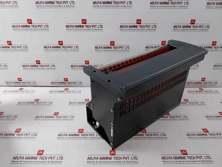 Honeywell Iochas-0002S Chassis For Non-redundant Io Modules 5-110Vdc
