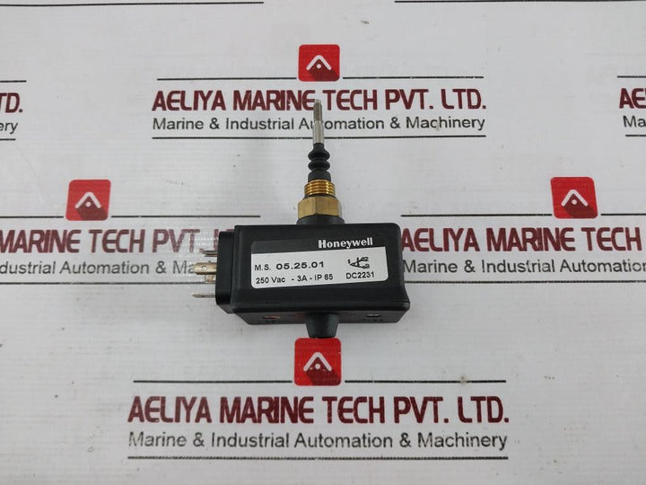 Honeywell M.S. 05.25.01 Micro Switch 250 Vac Max Dc2231