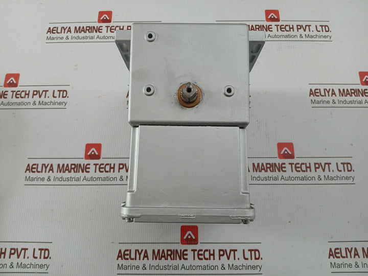 Honeywell Modutrol Actuator With Modulating Control 20A, 240 Vac M7284A1004