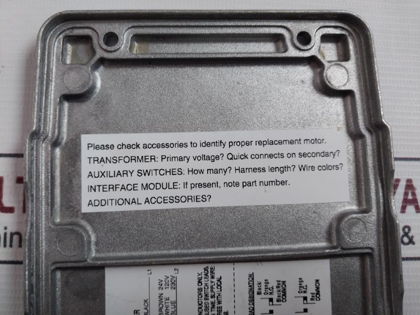 Honeywell M7284A1004 Modutrol Actuator With Modulating Control 230V