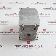 Honeywell M7284A1004 Modutrol Actuator With Modulating Control 230V