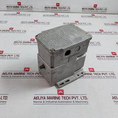 Honeywell M7284A1004 Modutrol Actuator With Modulating Control 230V