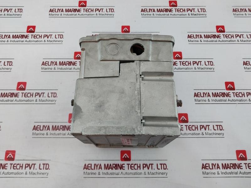 Honeywell M7284A1004 Modutrol Iv Motor Rev G 15 Va 120V 50/60Hz Series 72