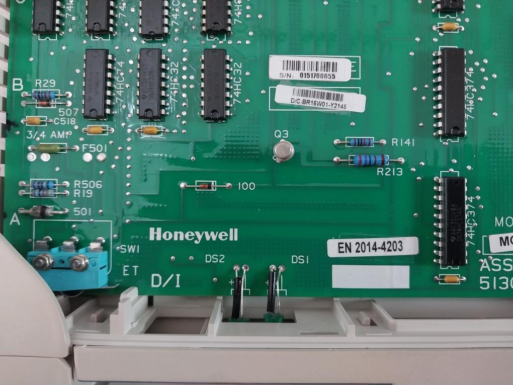 Honeywell Mc-pd1X02 Digital Input Module Hdw: Y Fw: E 51304485-150