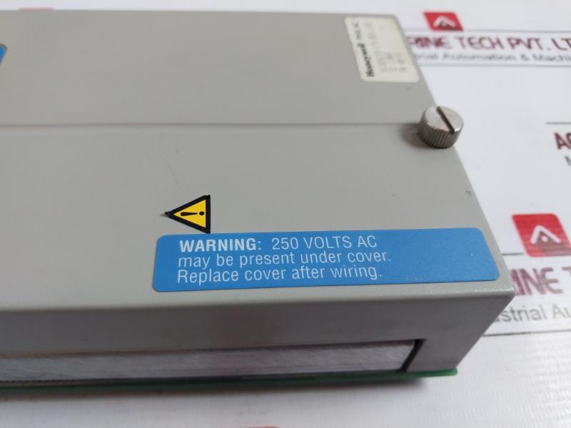 Honeywell Mc-tamt03 Low Level Analog Module Tc Llmux Rev B 51309223-175 250V Ac