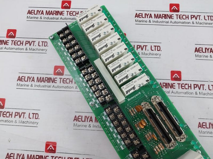 Honeywell Mc-tdid52 Digital Input Module 24vdc 32 Pt Assy 51304441-275 Rev C