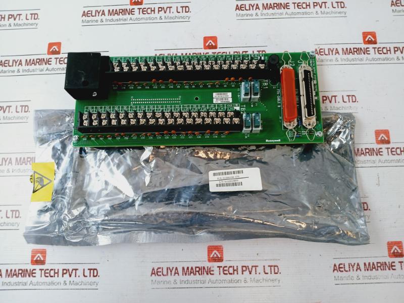 Honeywell Mc-tdoy62 51204155-100 Digital Output Module 24Vdc Rev. B