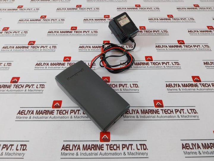 Honeywell Mc Toolkit Modem Smart Transmitter With Charger 100-265Vac 47-63Hz