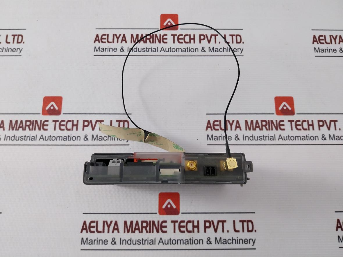 Honeywell Modem With Ultra Wide Band Antenna Fxub63 Rev. C 698-3000 Mhz