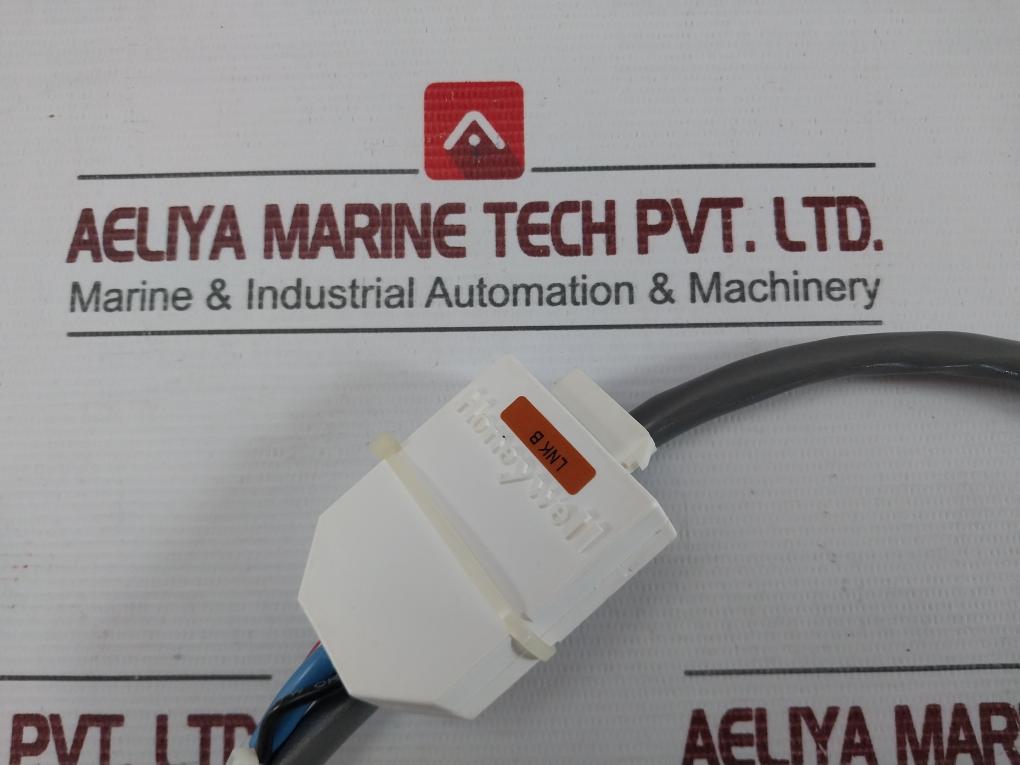 Honeywell Power Cable W/Link Protector 51204126-004 Rev B