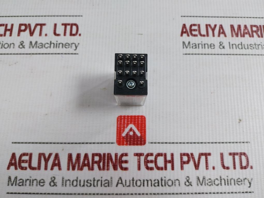 Honeywell Power Relay With Socket Base 24Vac 50/60Hz Part No Szr-my4-n1