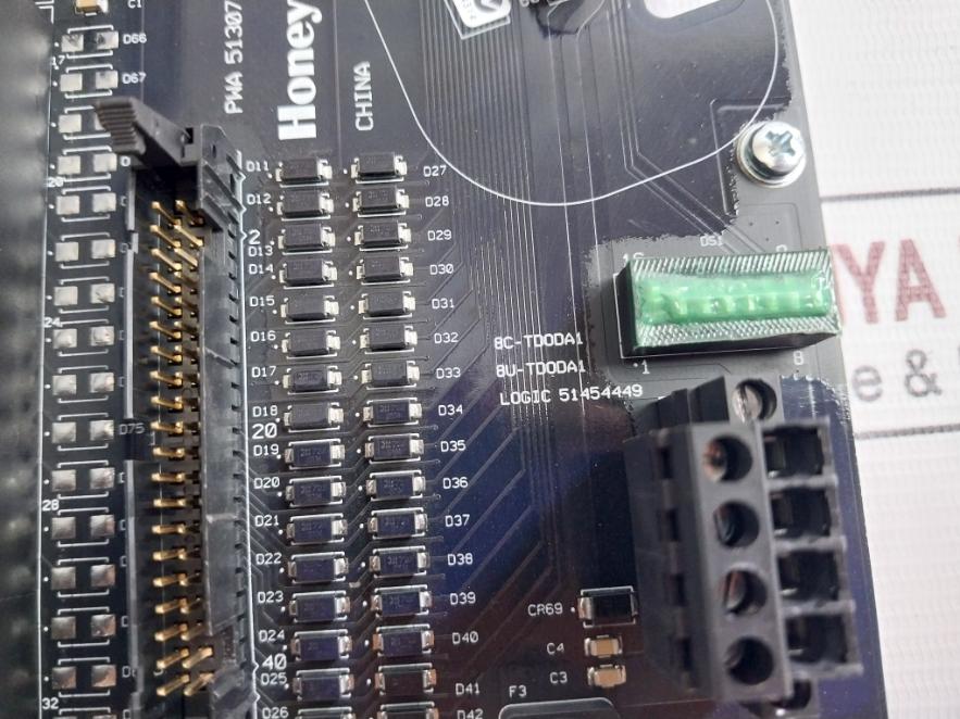 Honeywell Pwa 51307149-175 Ser 8 Do Nr Iota Digital Output Module Rev B
