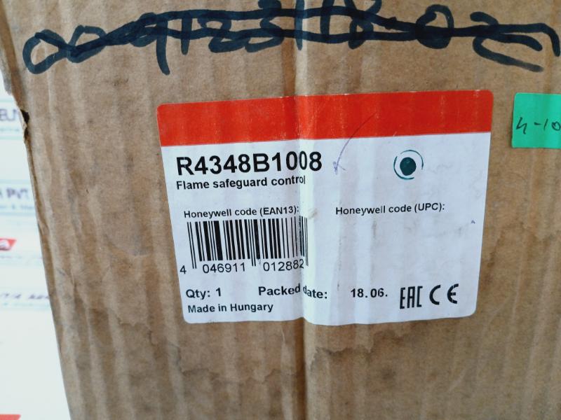 Honeywell R4348B1008 Flame Safeguard Control Industrial Switch 110-230V 50/60Hz