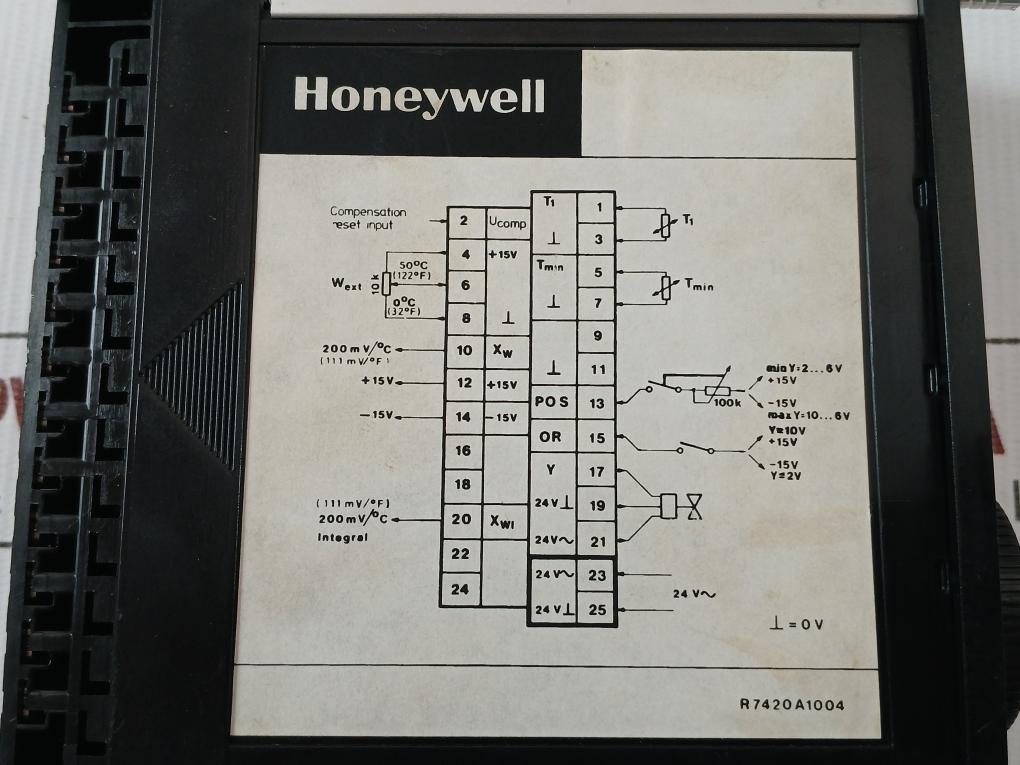 Honeywell Room Temperature Controller With Low Limit R7420A1004