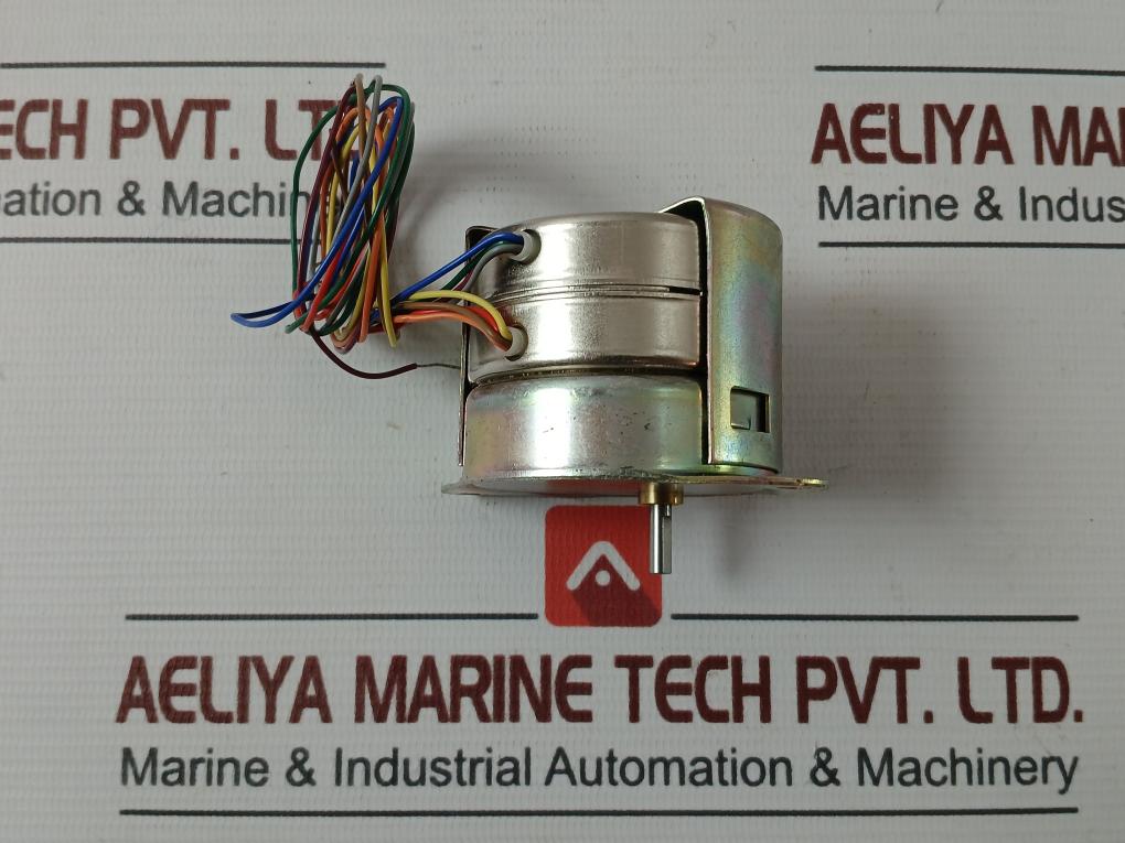 Nippon Pf5-48 Pulse Stepper Motor 100Ω 0.2 A Phase 4