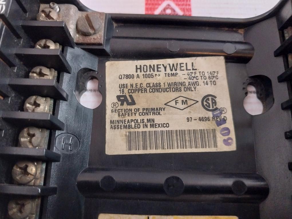 Honeywell Rm7850 A 1019 Burner Control