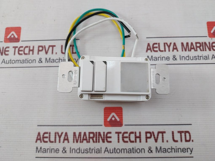 Honeywell S217R5 Wall Switch 120Vac 60Hz 4.5A E231654 Rive01