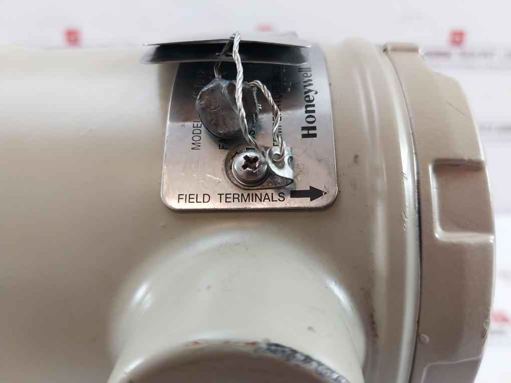 Honeywell St3000 S100 R300 Smart Pressure Transmitter 6000 Psi