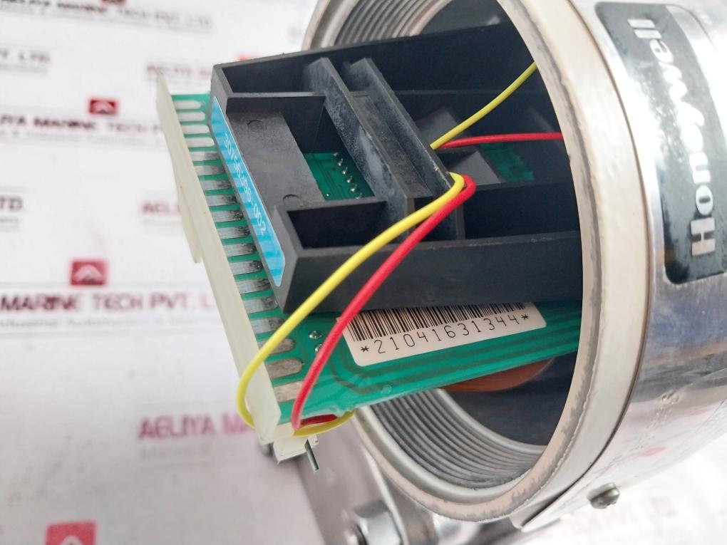 Honeywell St3000 Smart Temperature Transmitter Stdi30-e1A-00000-mb