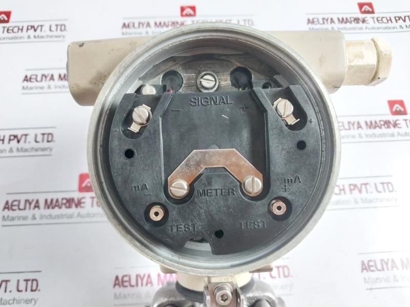 Honeywell St3Q00 Smart Transmitter Std120-e1A-00000-p0D2-814B Pressure Rating: 3000 Psi